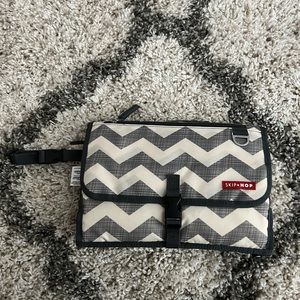 Skiphop Portable Changing Pad
